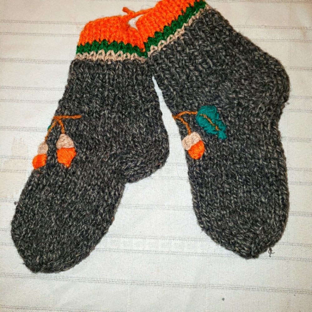Handmade wool slipper socks